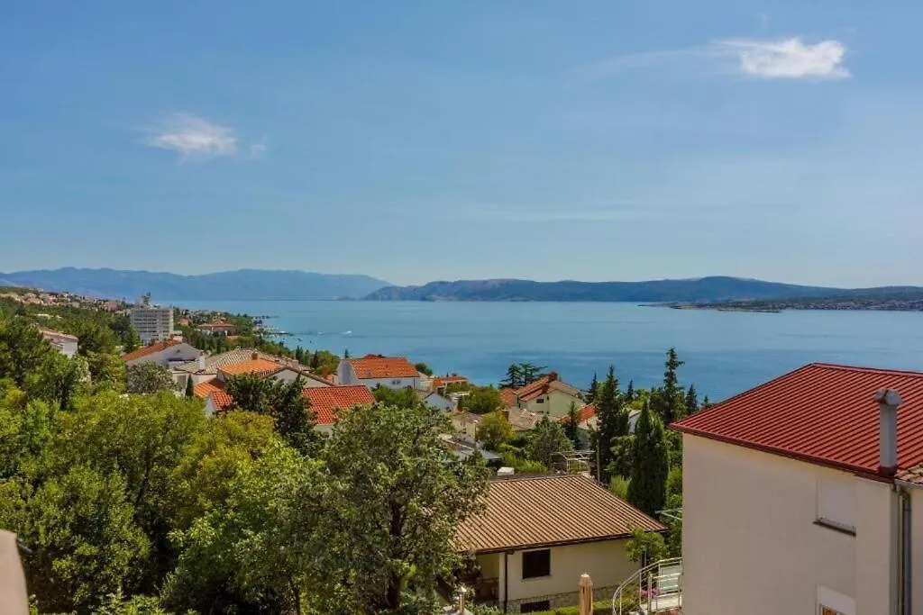 Apartments Pirin Dramalj