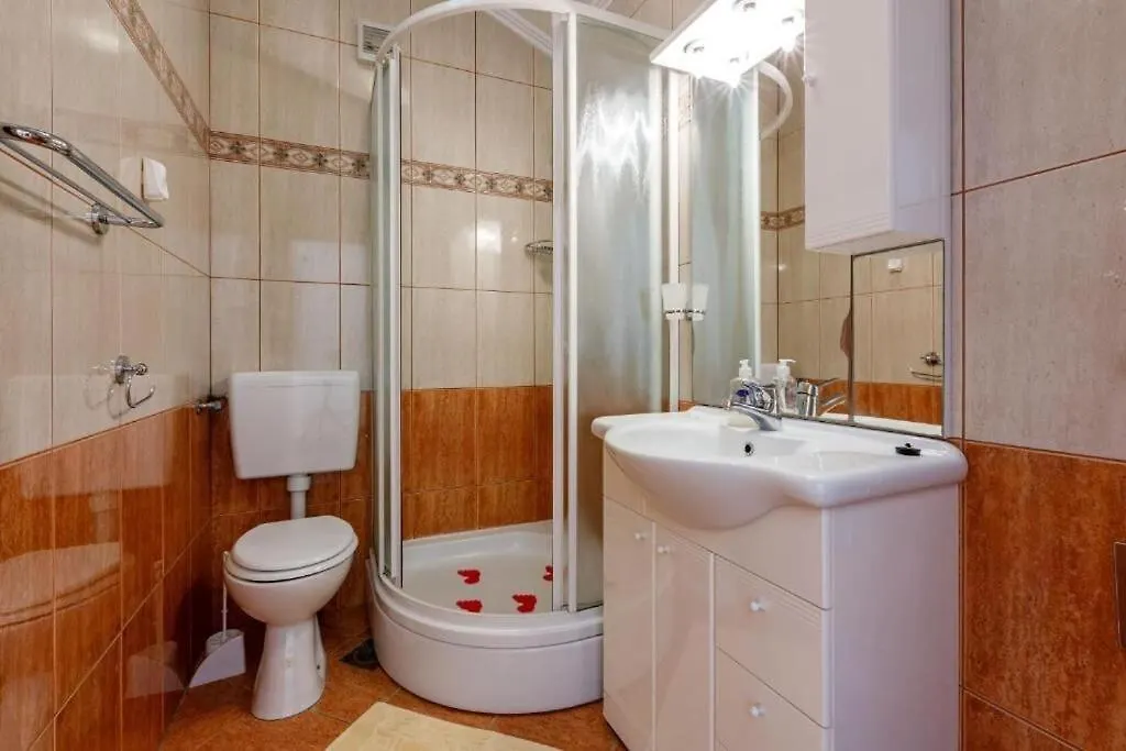 Apartments Pirin Dramalj