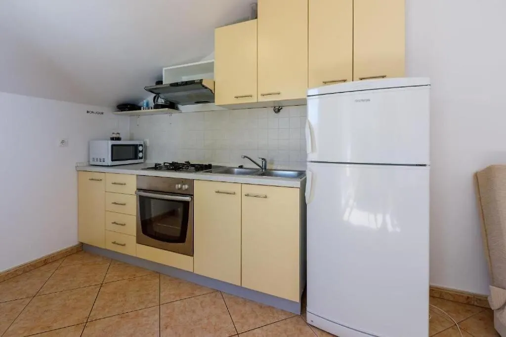 Apartments Pirin Dramalj